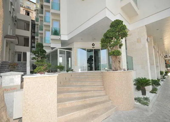 Hotel Alesta Yacht 4*