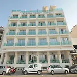 Alesta Yacht Hotel 4*