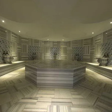 מלון Alesta Yacht 4*