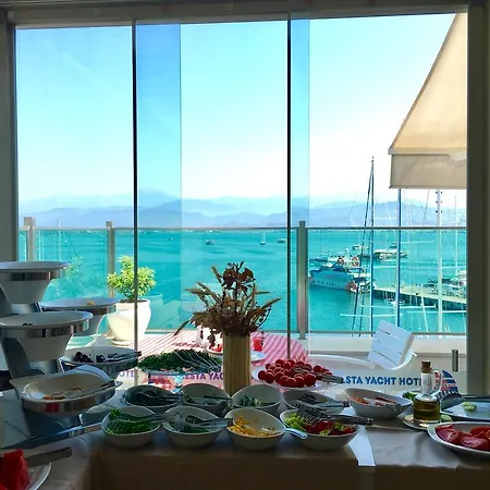 Alesta Yacht פאטהיה