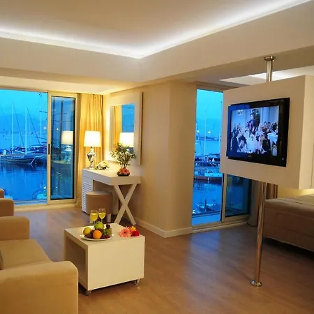 מלון Alesta Yacht