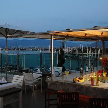 Alesta Yacht 4* פאטהיה