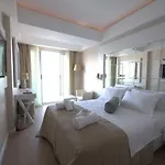 Hotel Alesta Yacht 4*