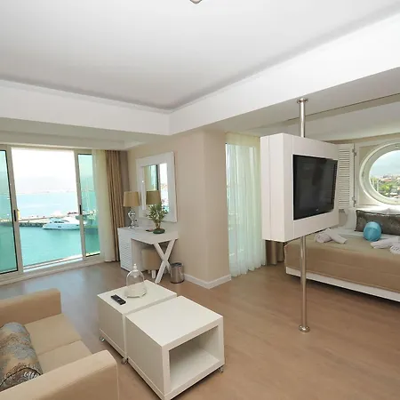 Otel Alesta Yacht