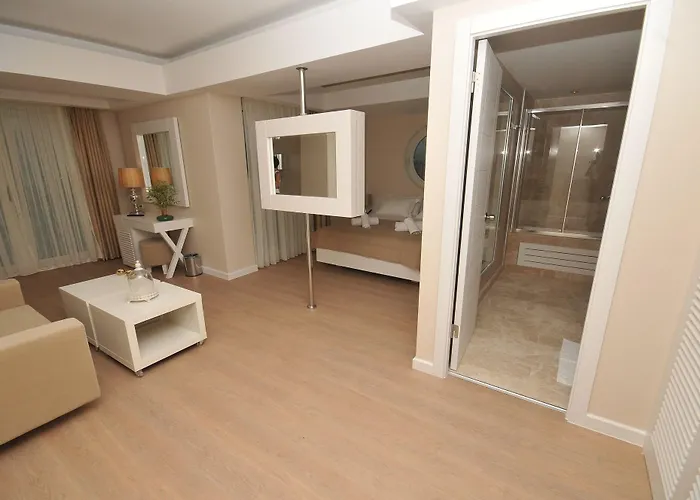 اليستا يخت 4*