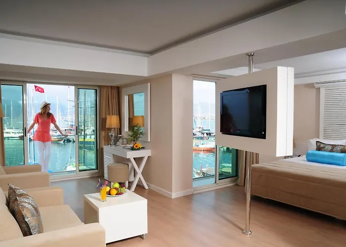 Alesta Yacht Hotel Fethiye