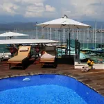اليستا يخت فندق فتحية